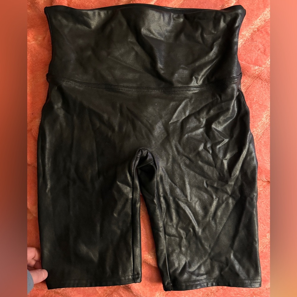 SPANX Black Biker Shorts Women's L